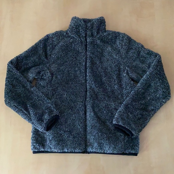 Uniqlo Women’s Teddy Sweater Sz XS - Picture 1 of 5